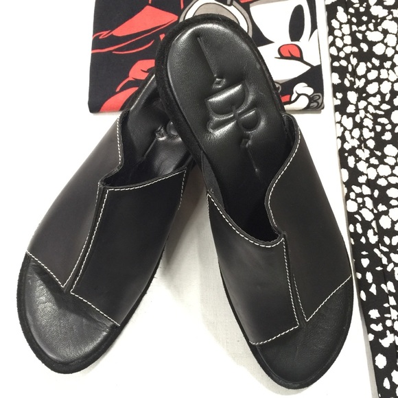 Donald J. Pliner Shoes - Donald J Pliner blk slip-on suede wedge sandals-10